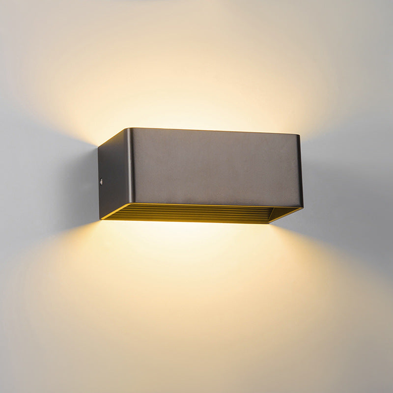 Kentra Wall Light
