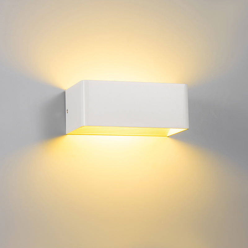 Kentra Wall Light