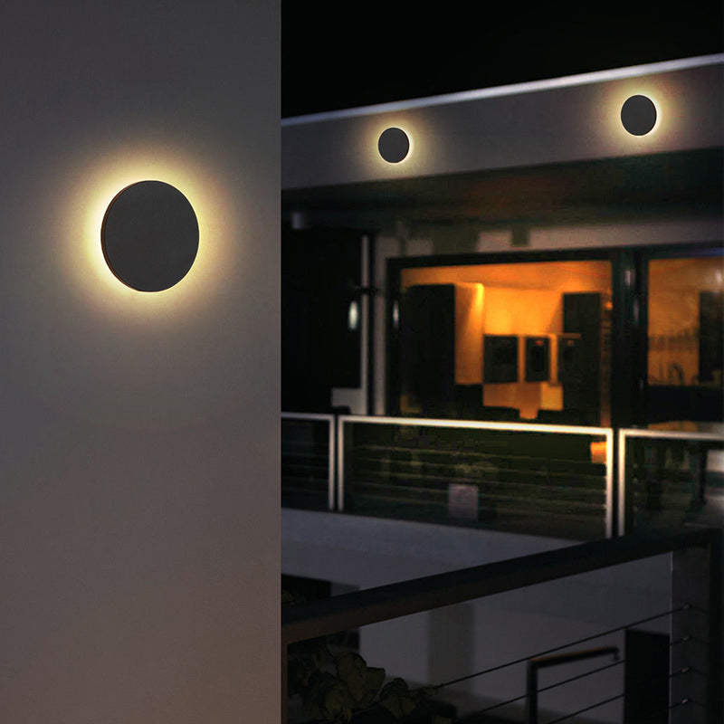 Arralona Minimalist Wall Light
