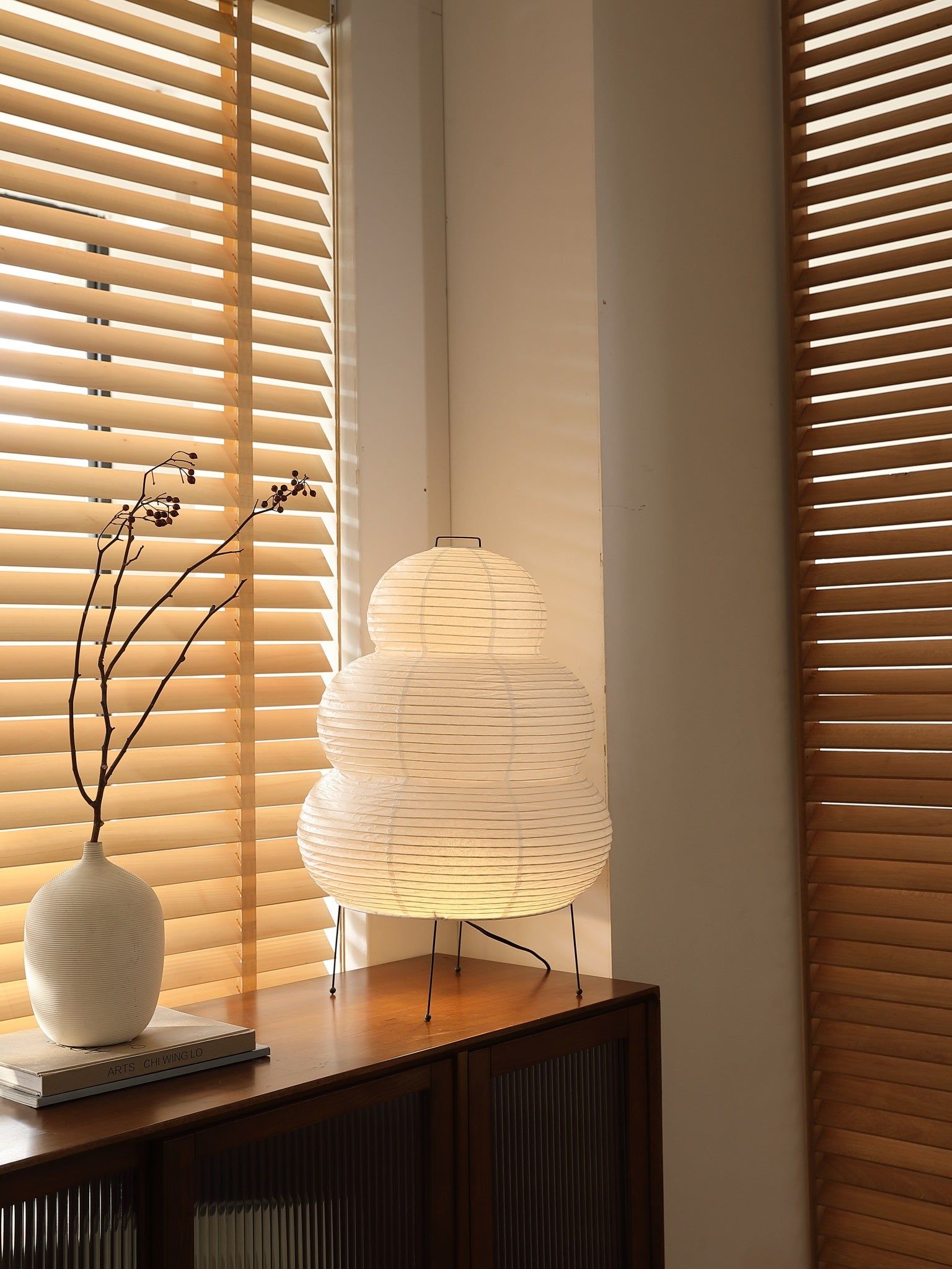 Allenla Lantern Table Lamp