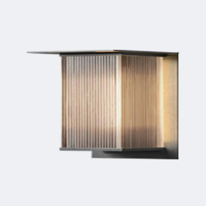Utonelor Outdoor Wall Light