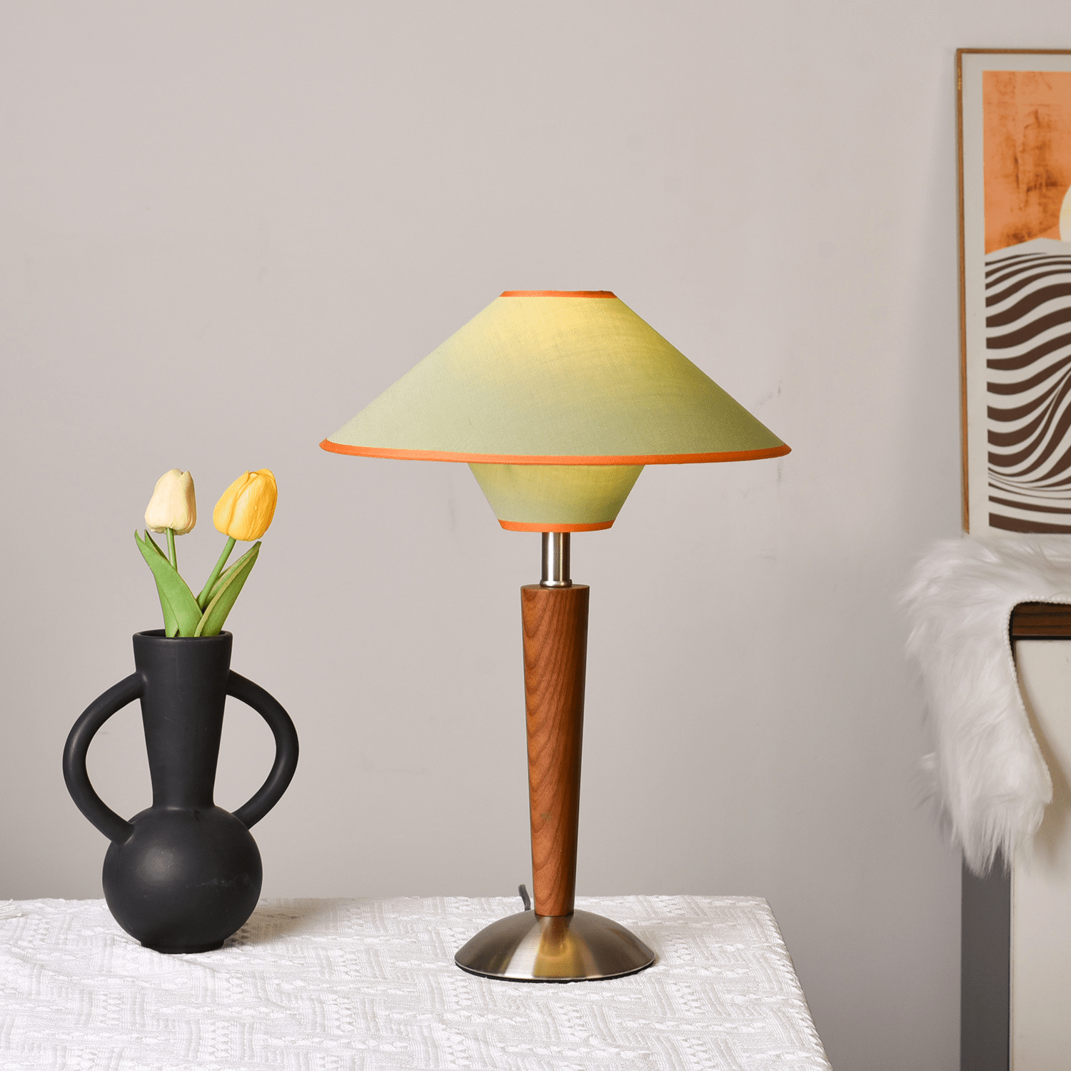 Almorino Modern Table Lamp