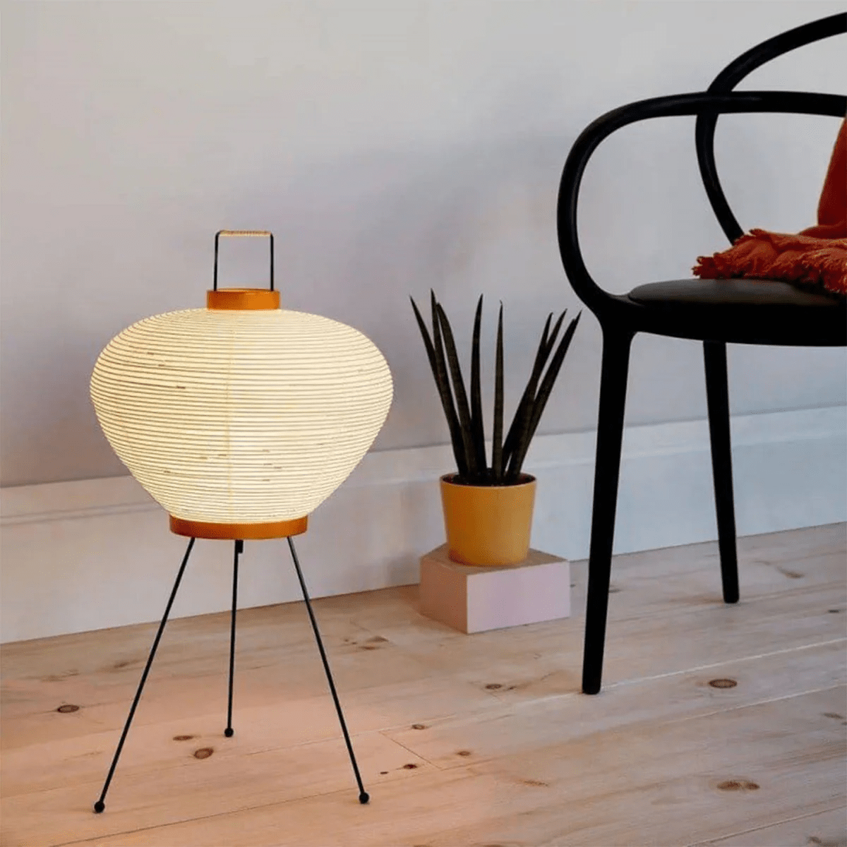 Allenla Lantern Table Lamp