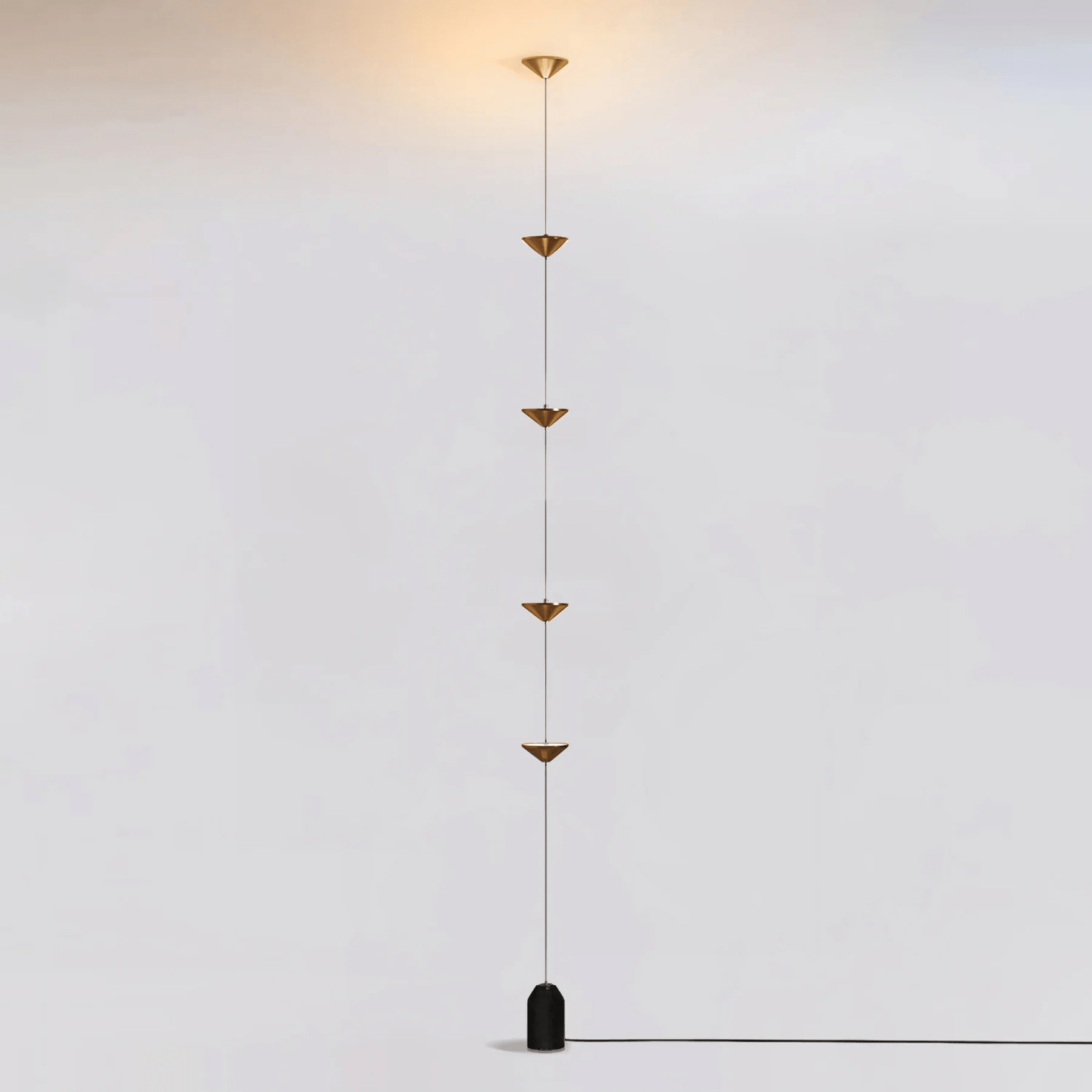 Alirya Cone Floor To Ceiling Lamp