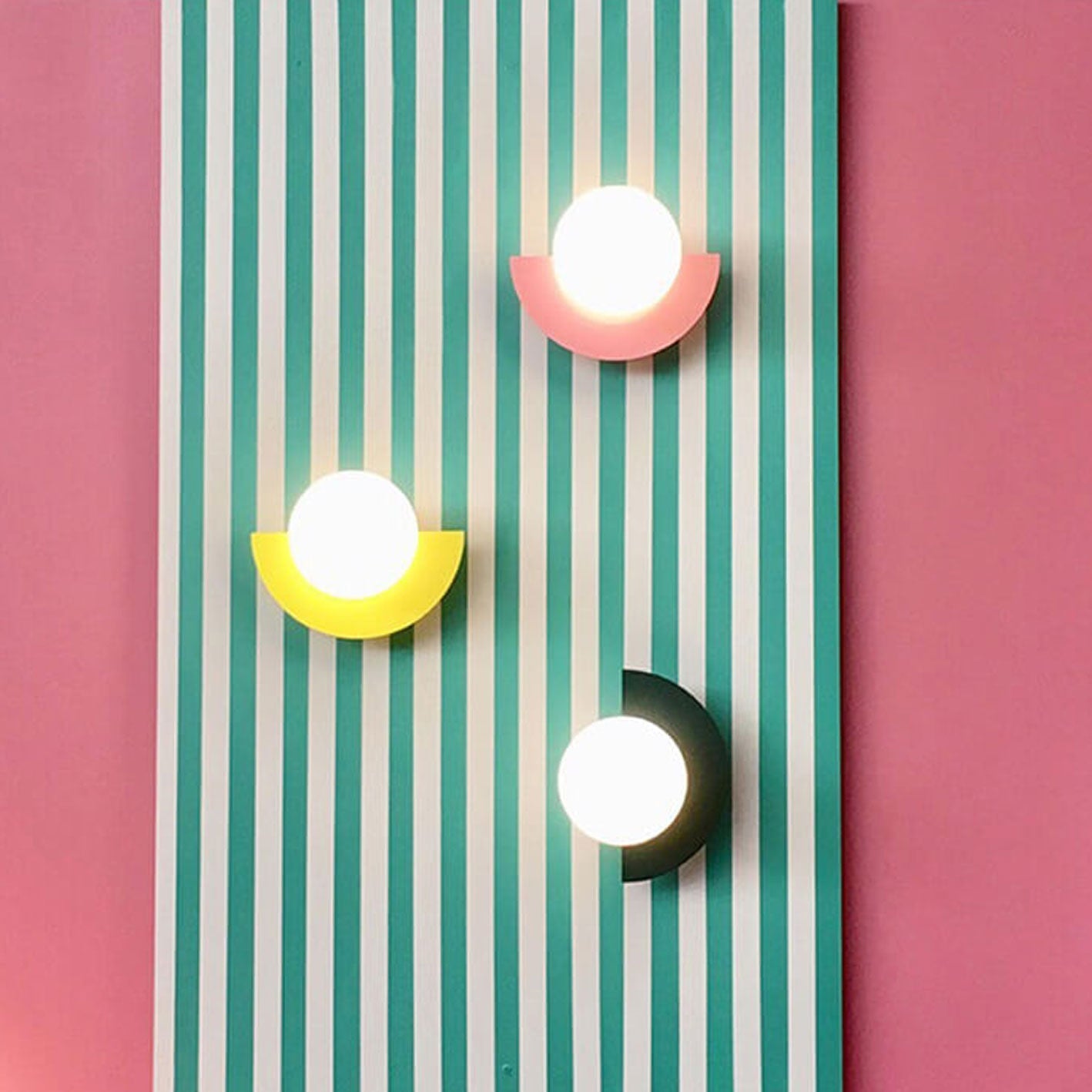 Baranius Wall Light