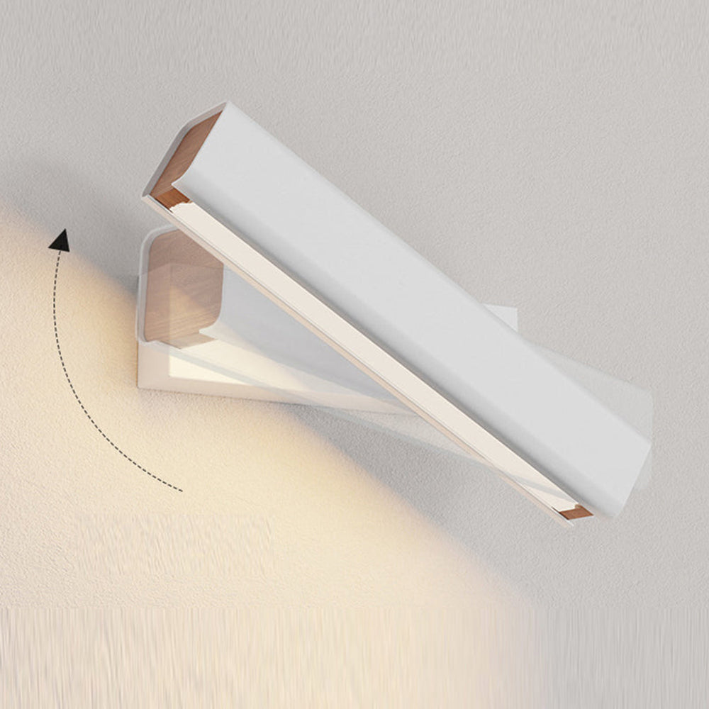 Curnas Wall Light