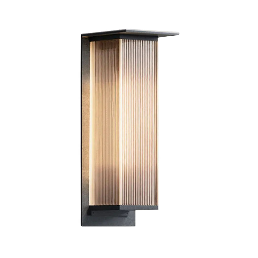 Utonelor Outdoor Wall Light