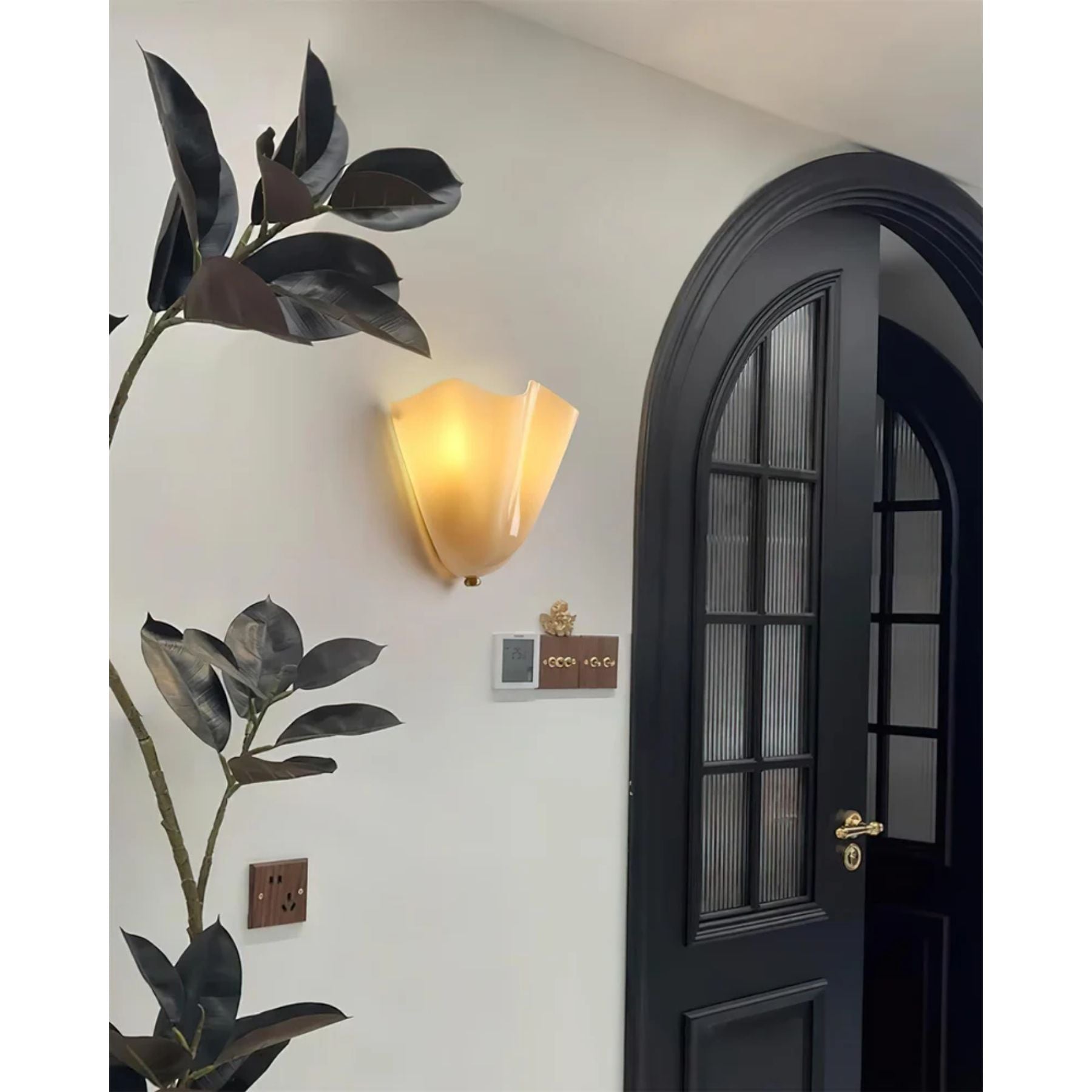 Quinela Wall Light