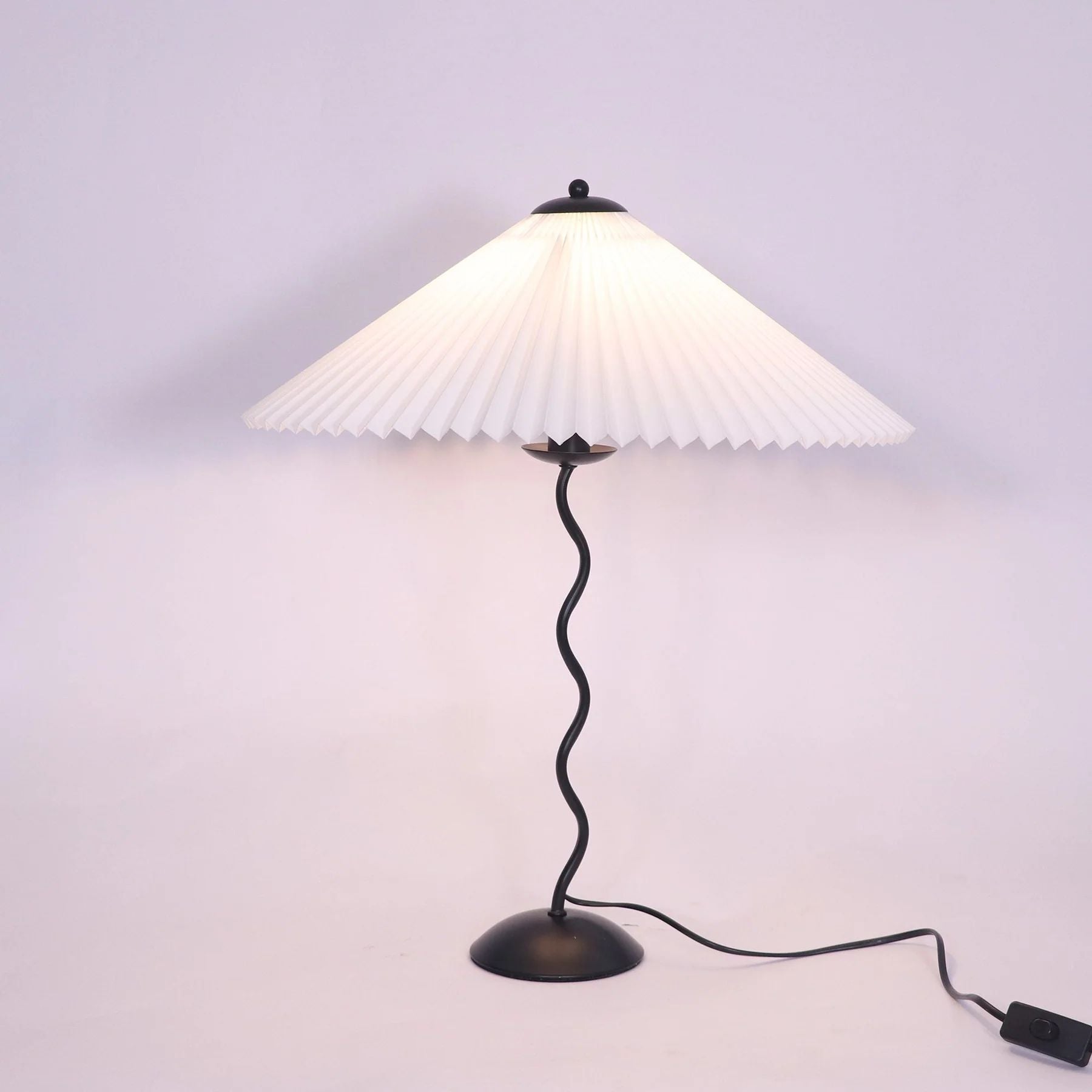 Zennivo Table Lamp