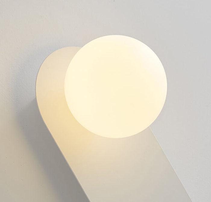 Rebo Minimalist Wall Light