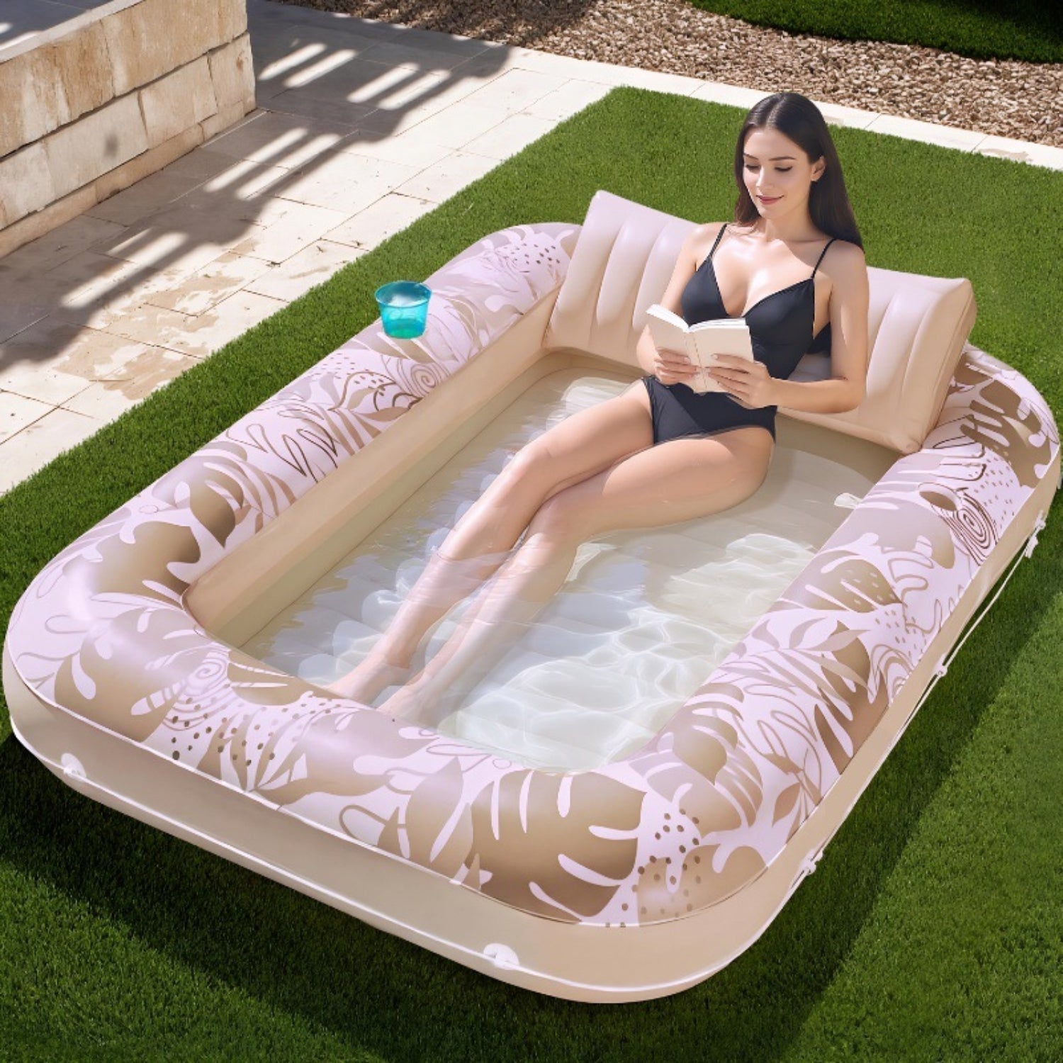 Sloosa Tanning Pool