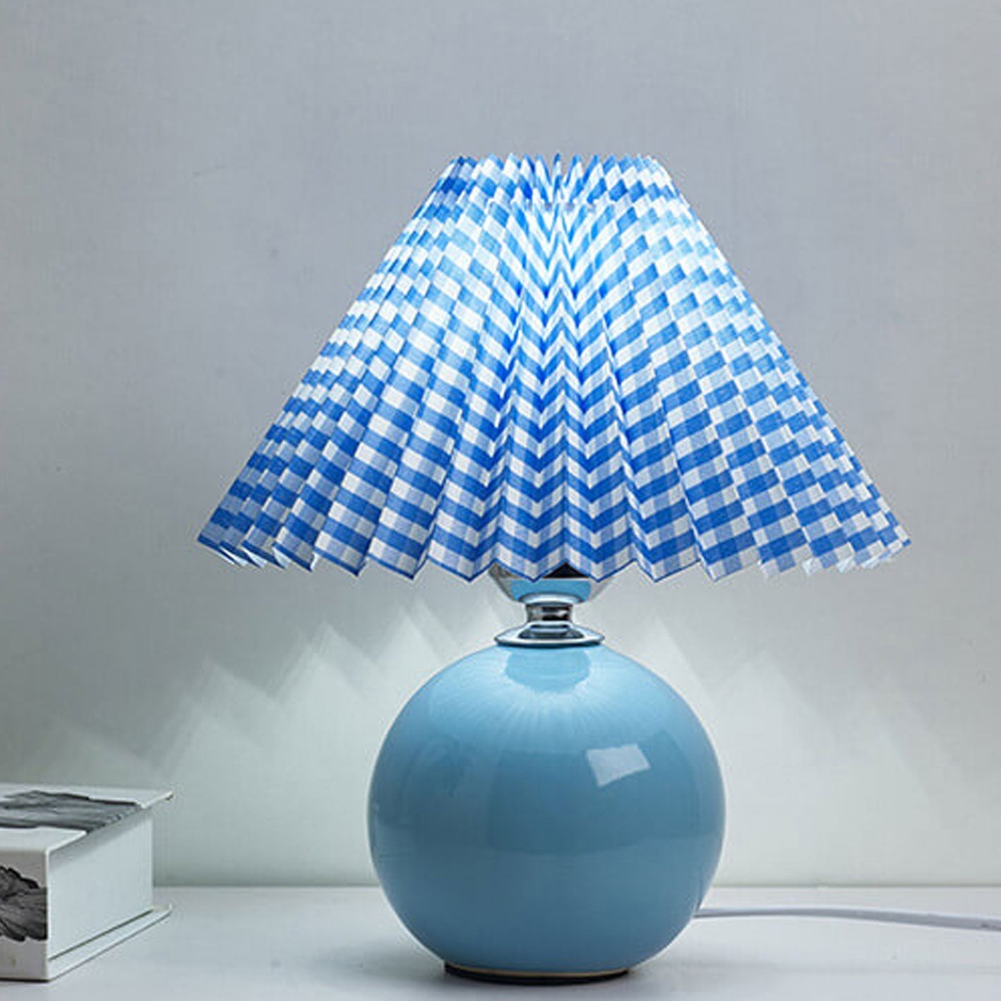Arsellea Vintage Table Lamp