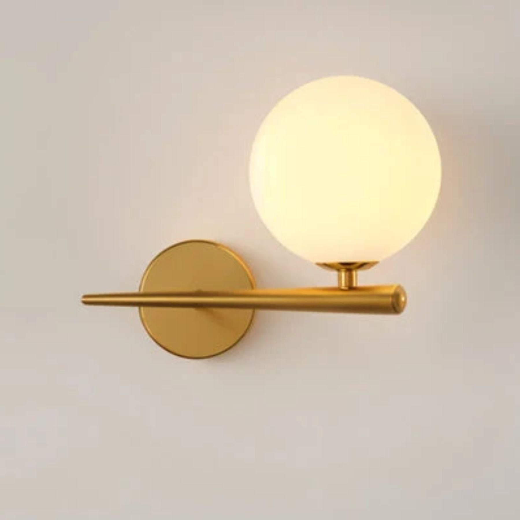 Oktun Wall Light