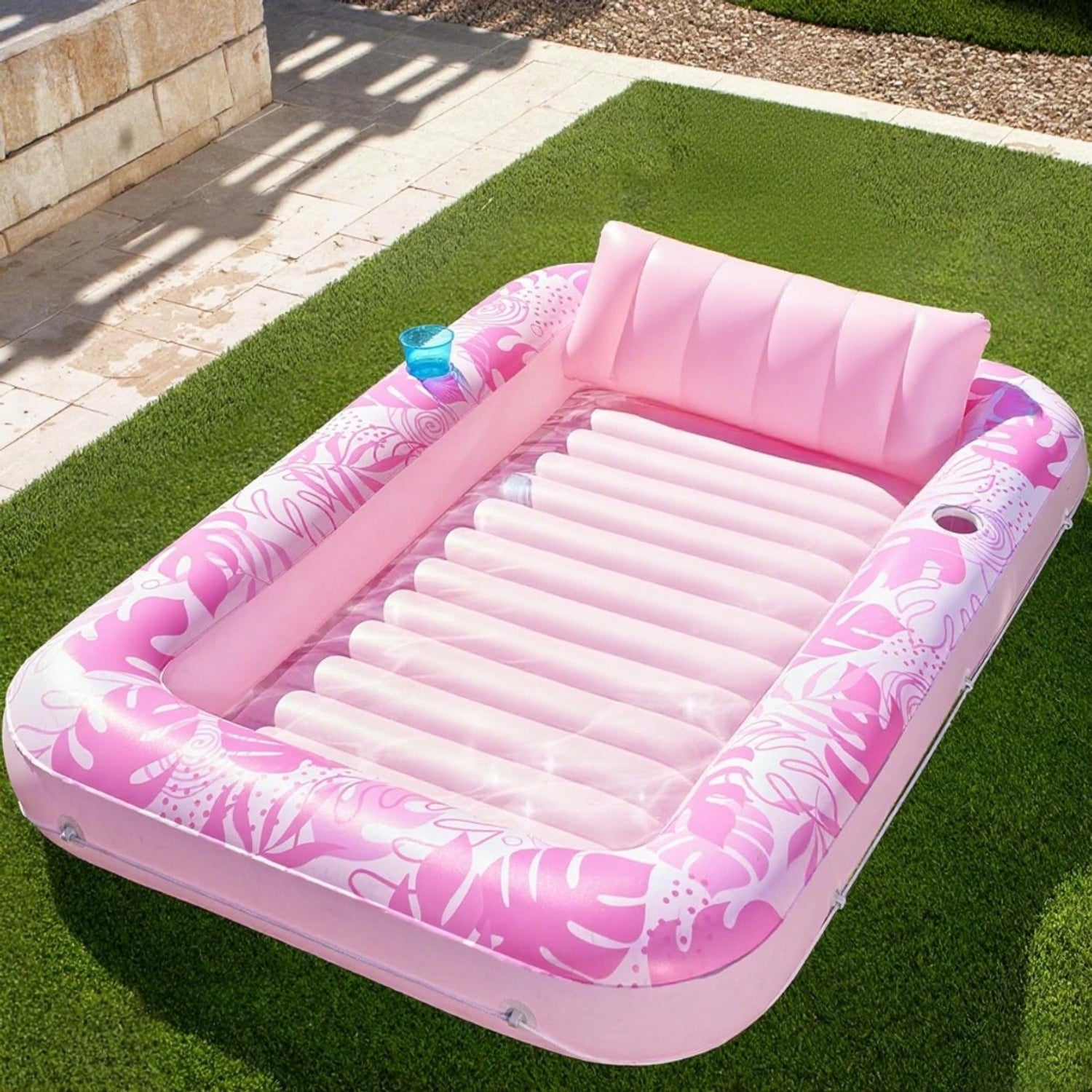Sloosa Tanning Pool