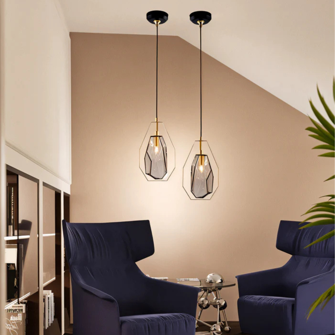Kyrstone Pendant Light