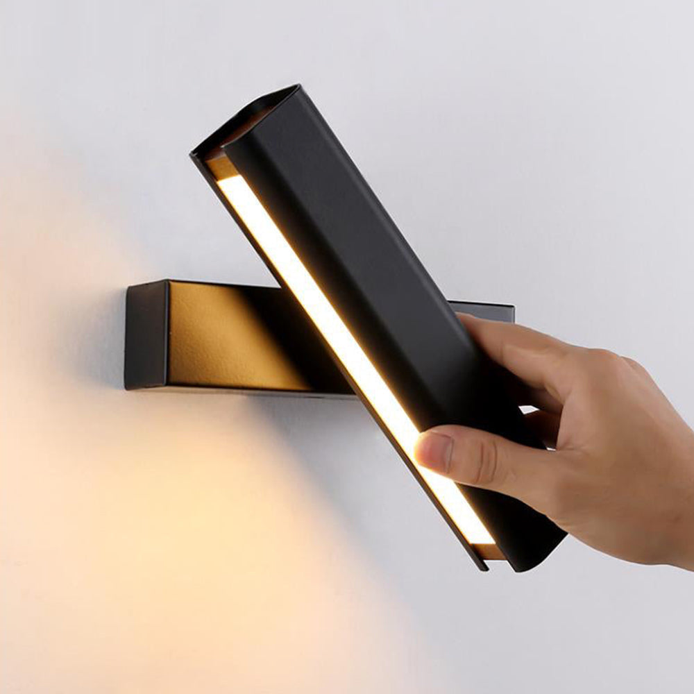 Curnas Wall Light
