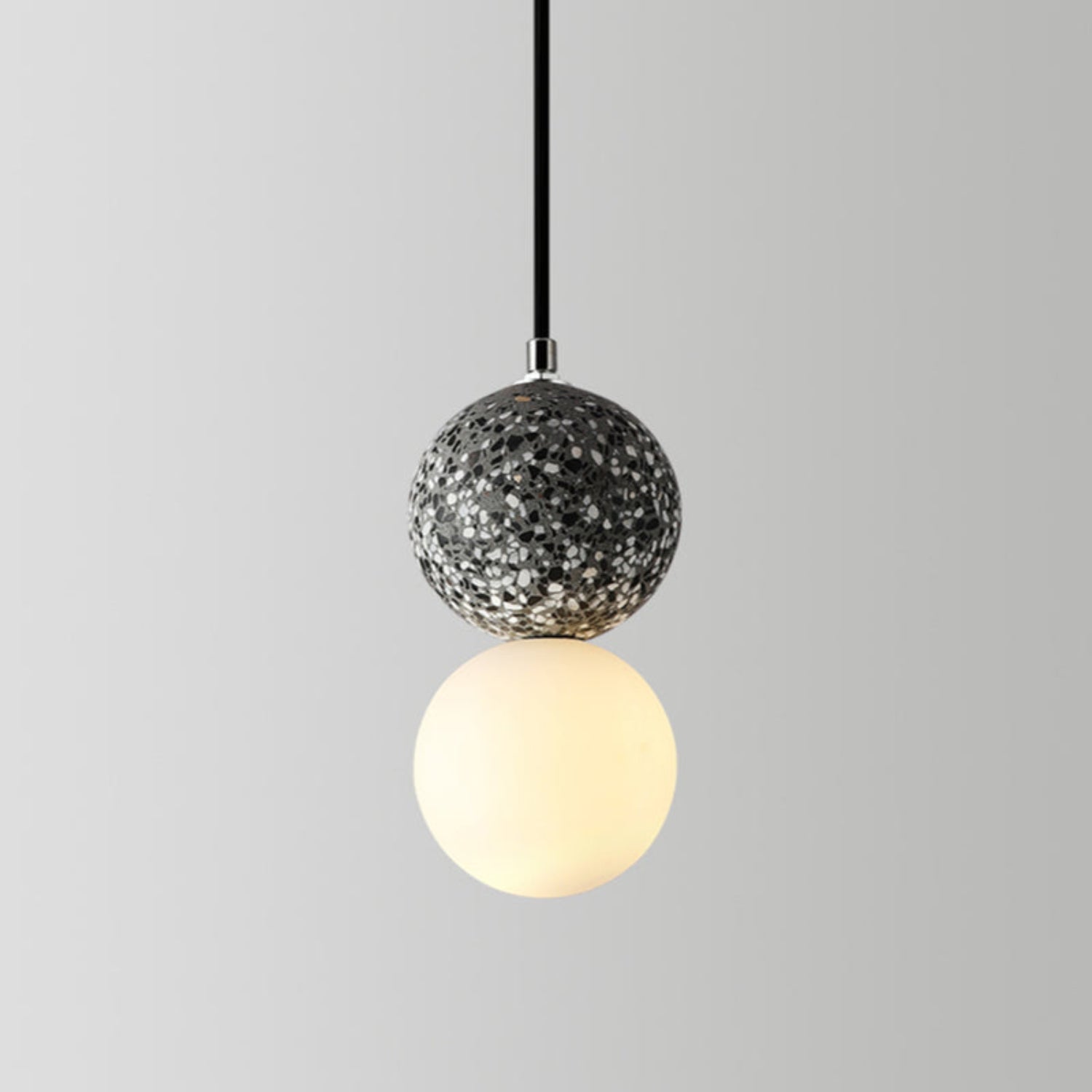 Povo Spherical Pendant Light