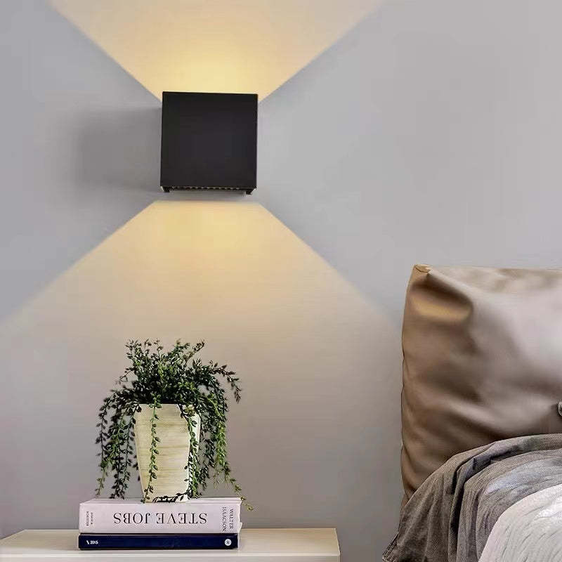 Arrenro Modern Wall Light