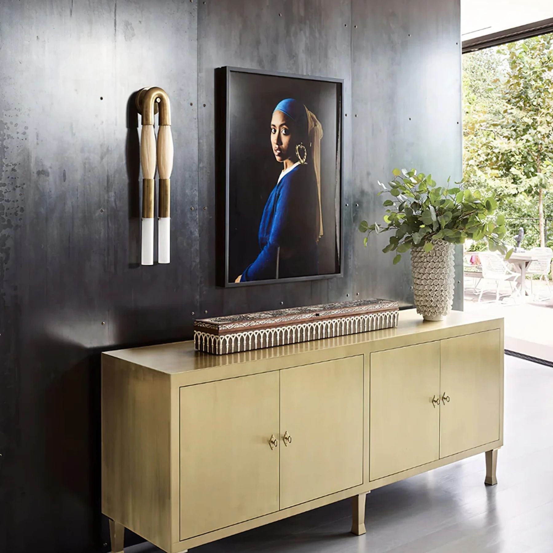 Kamtu Wall Light