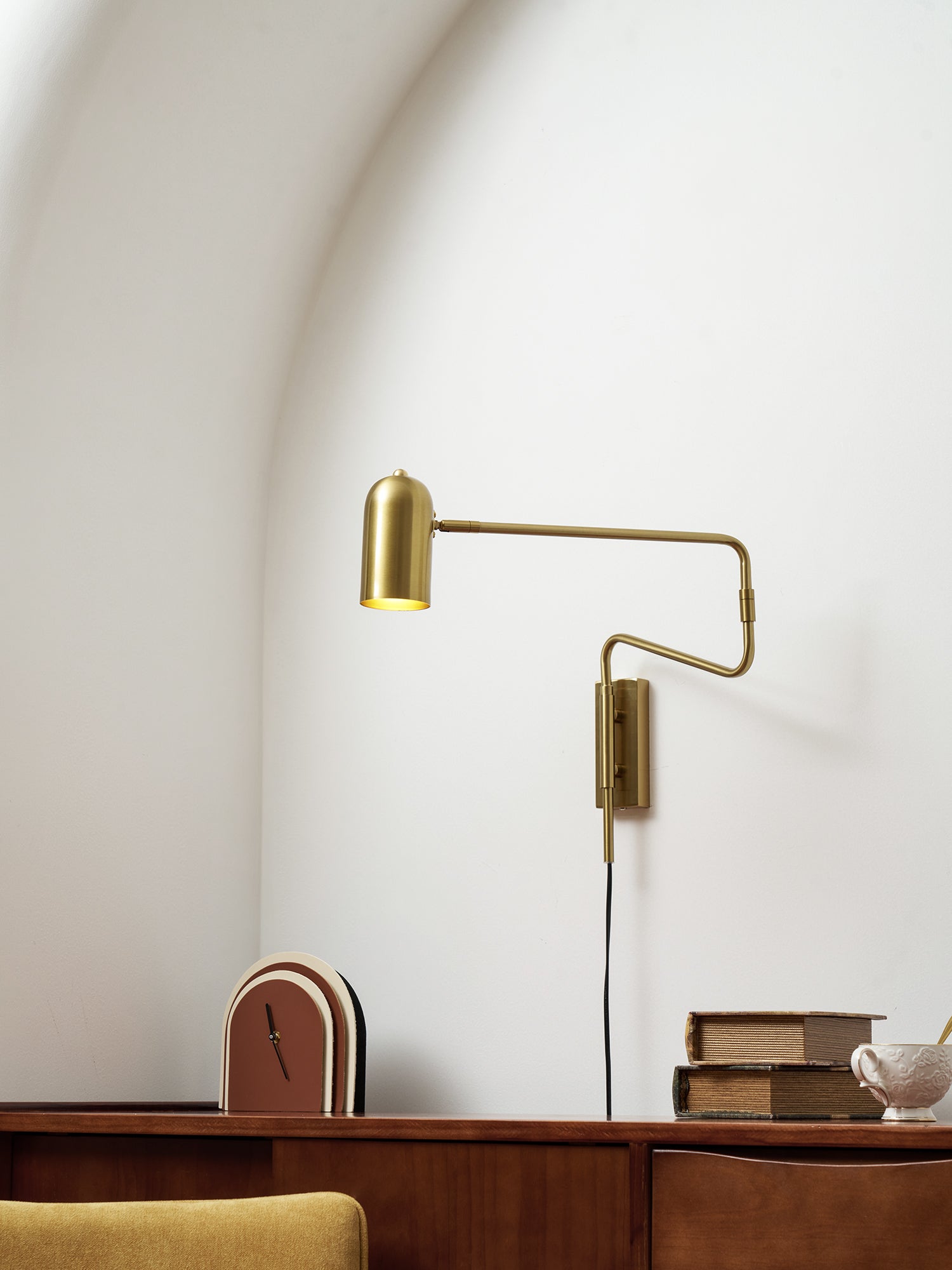 Belonix Adjustable Wall Light