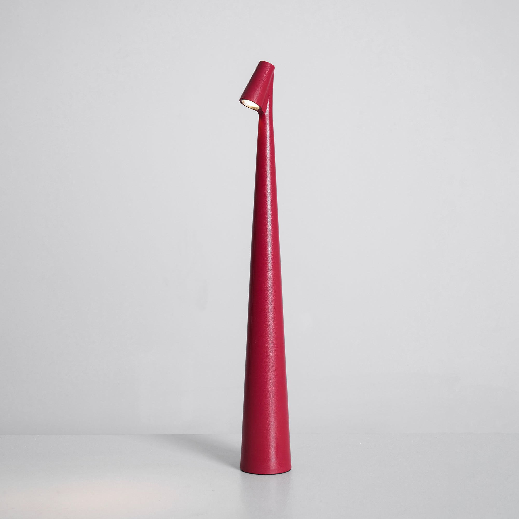 Avaro Table Lamp