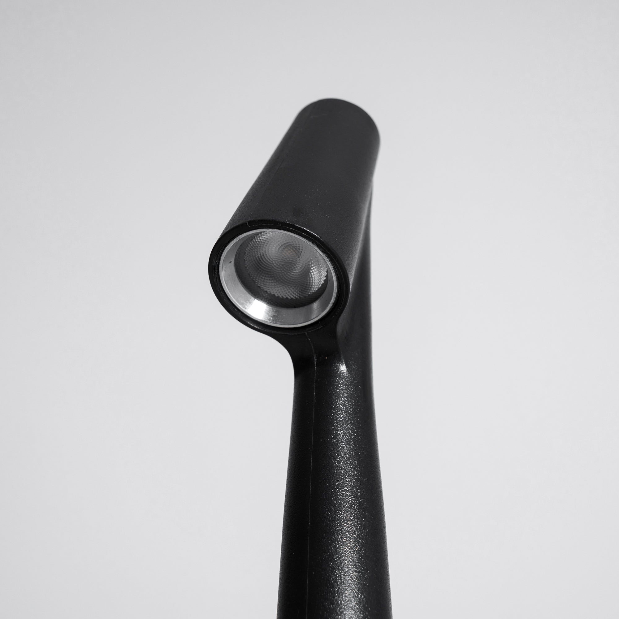 Avaro Table Lamp
