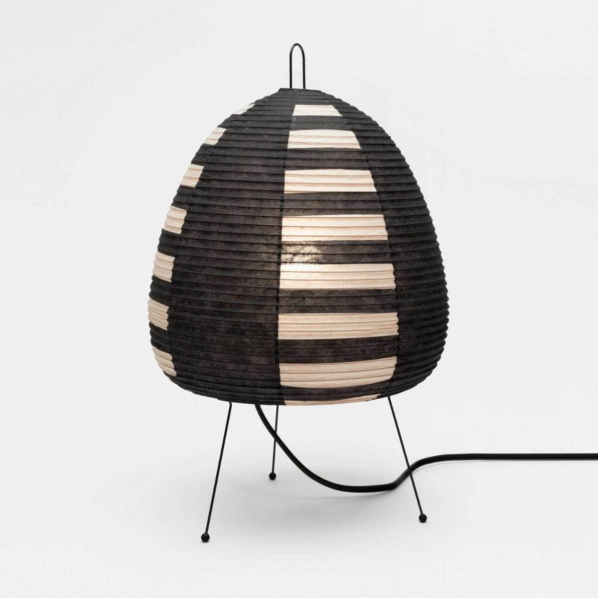 Bevenzo Table Lamp
