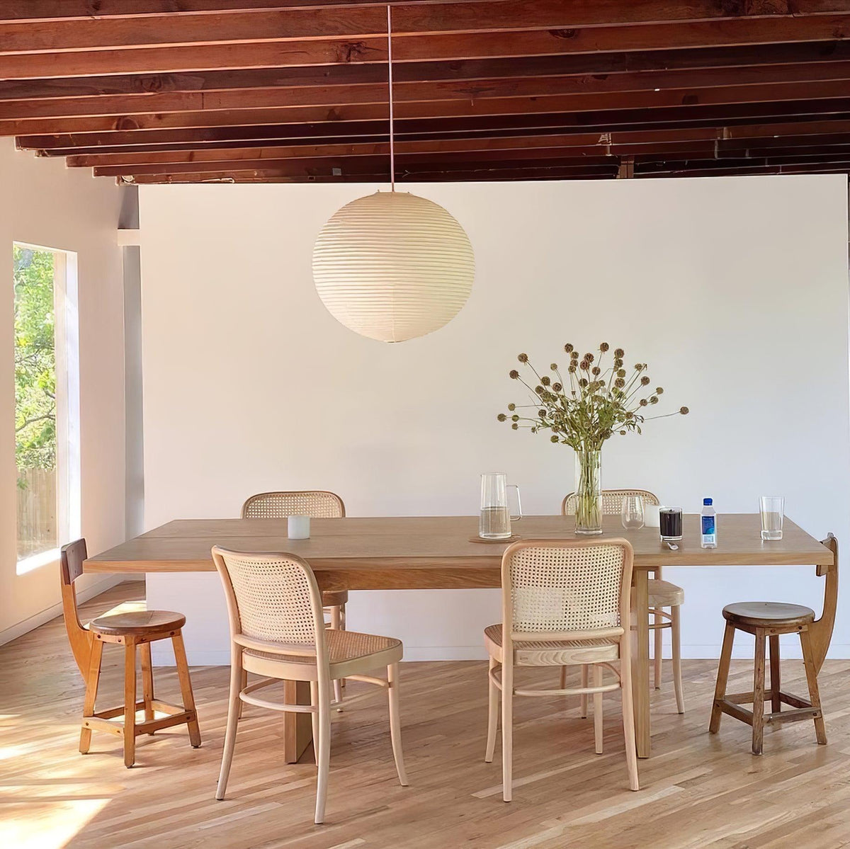 Hulinor Globe Pendant Light