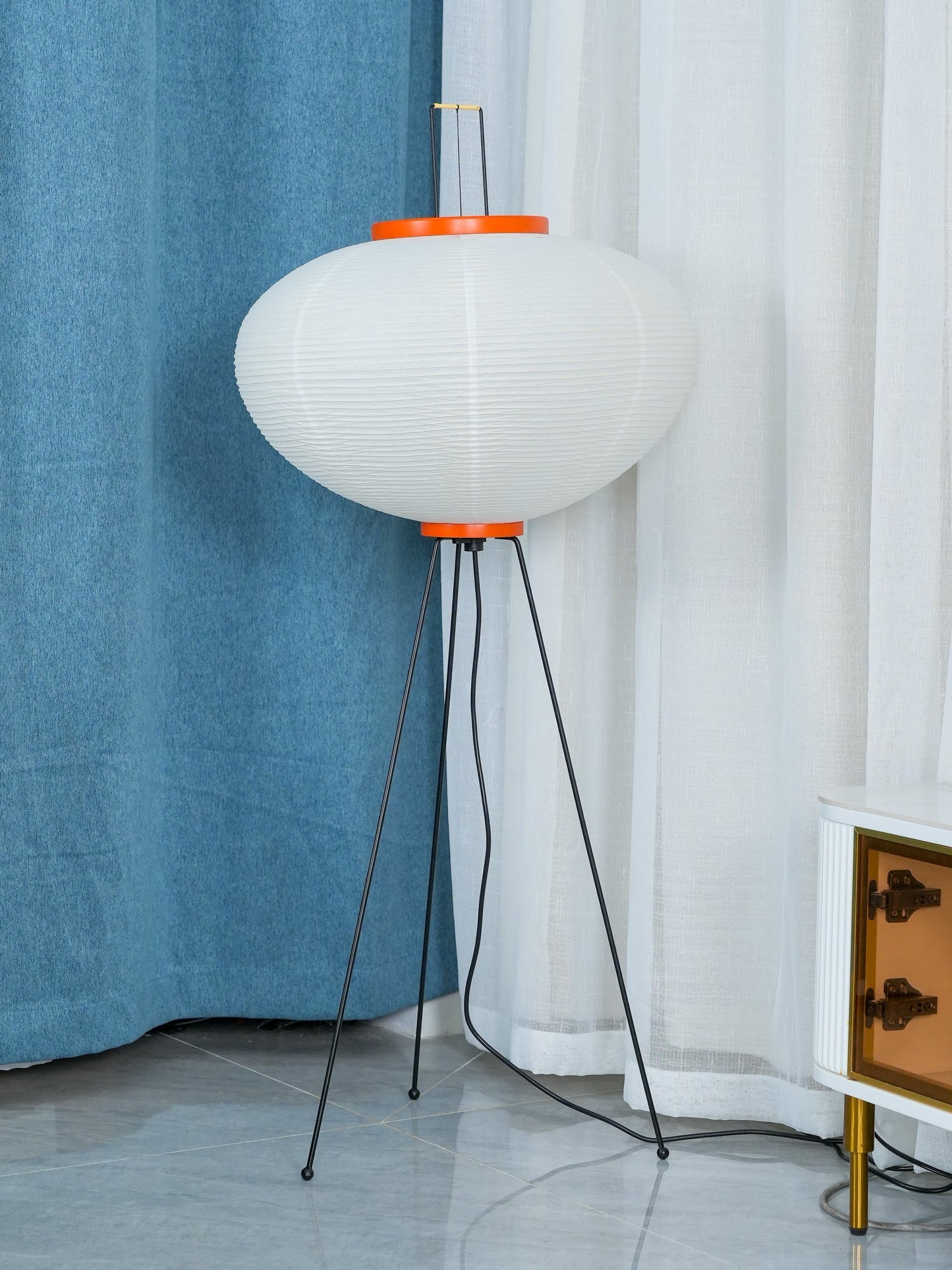 Alellan Sculptural Floor Lamp