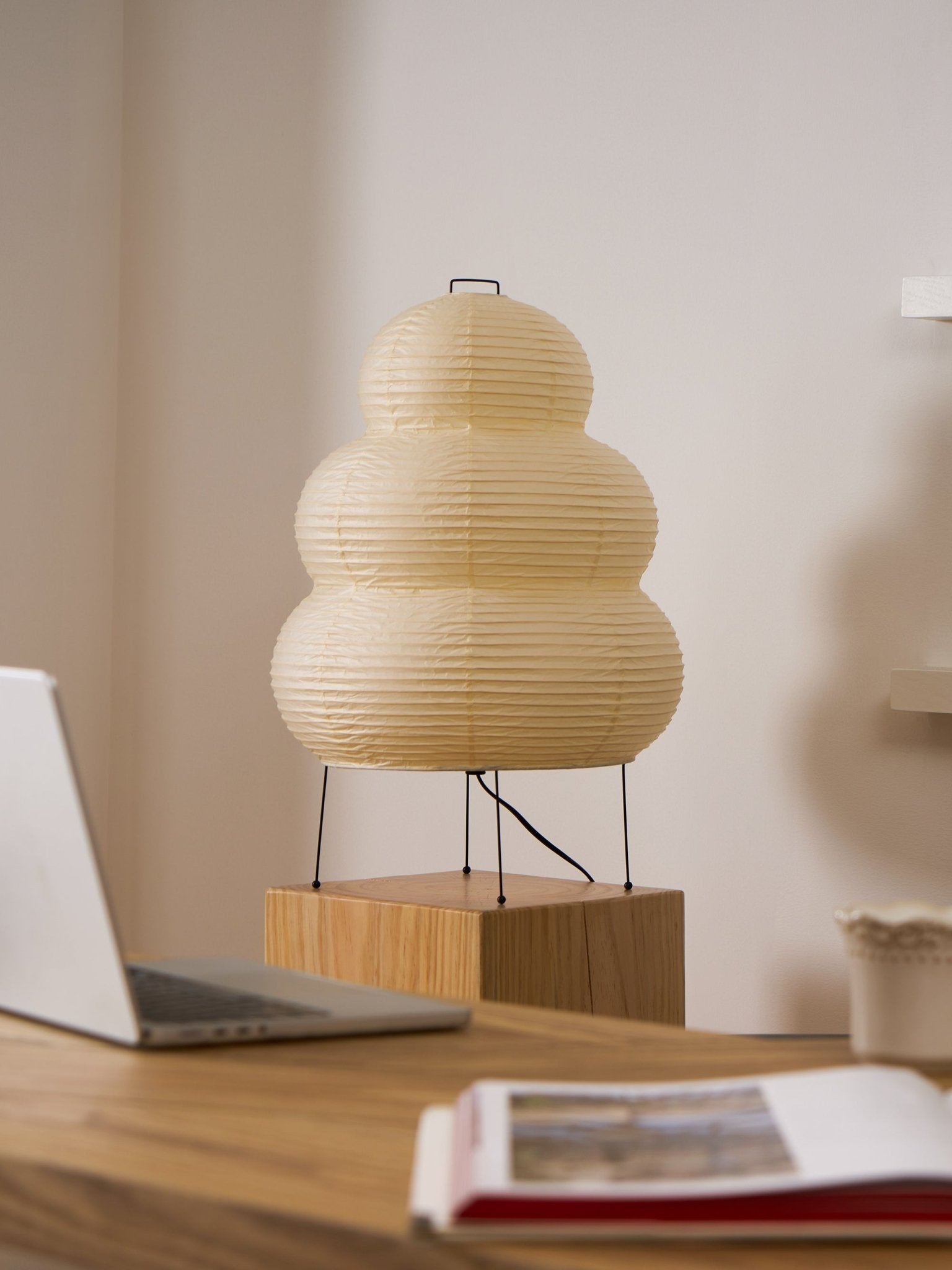 Allenla Lantern Table Lamp
