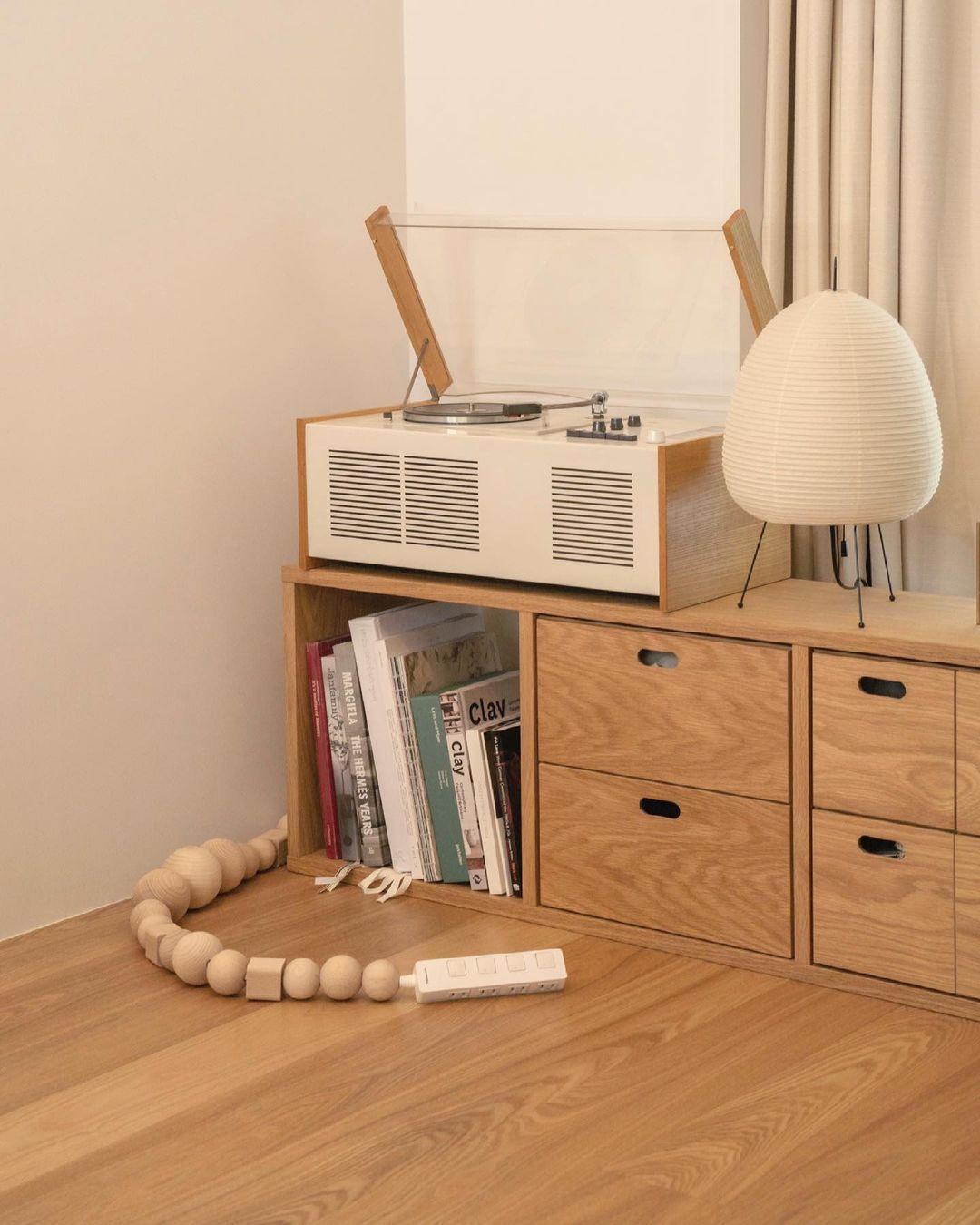 Allenla Lantern Table Lamp