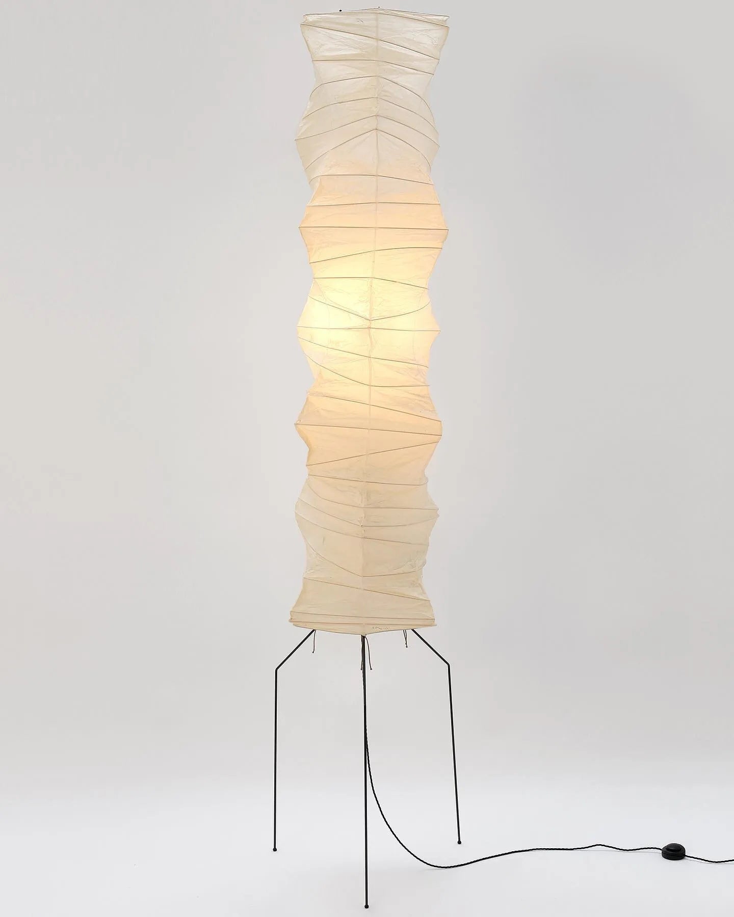 Alellan Sculptural Floor Lamp