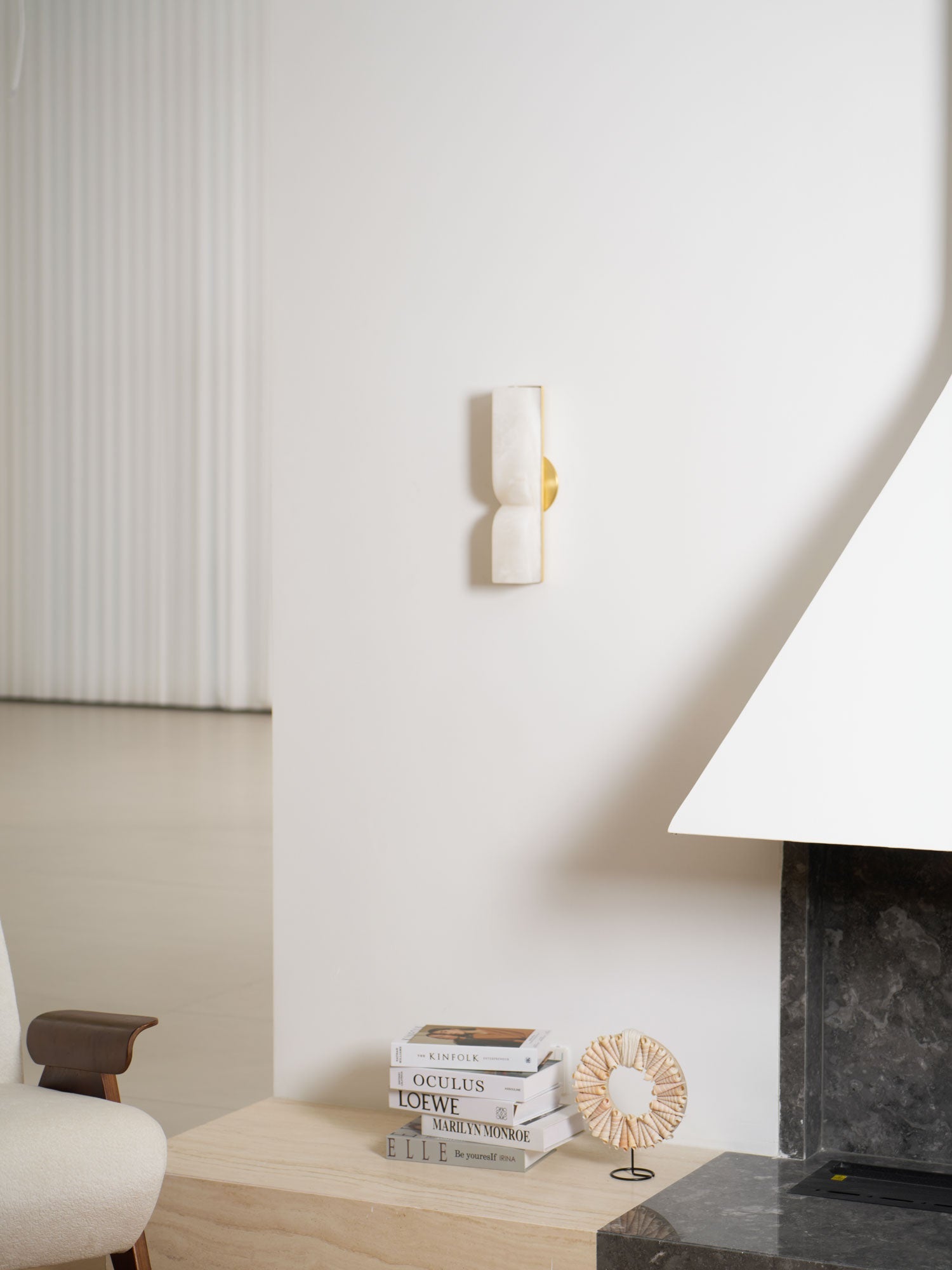Soroza Alabaster Wall Light