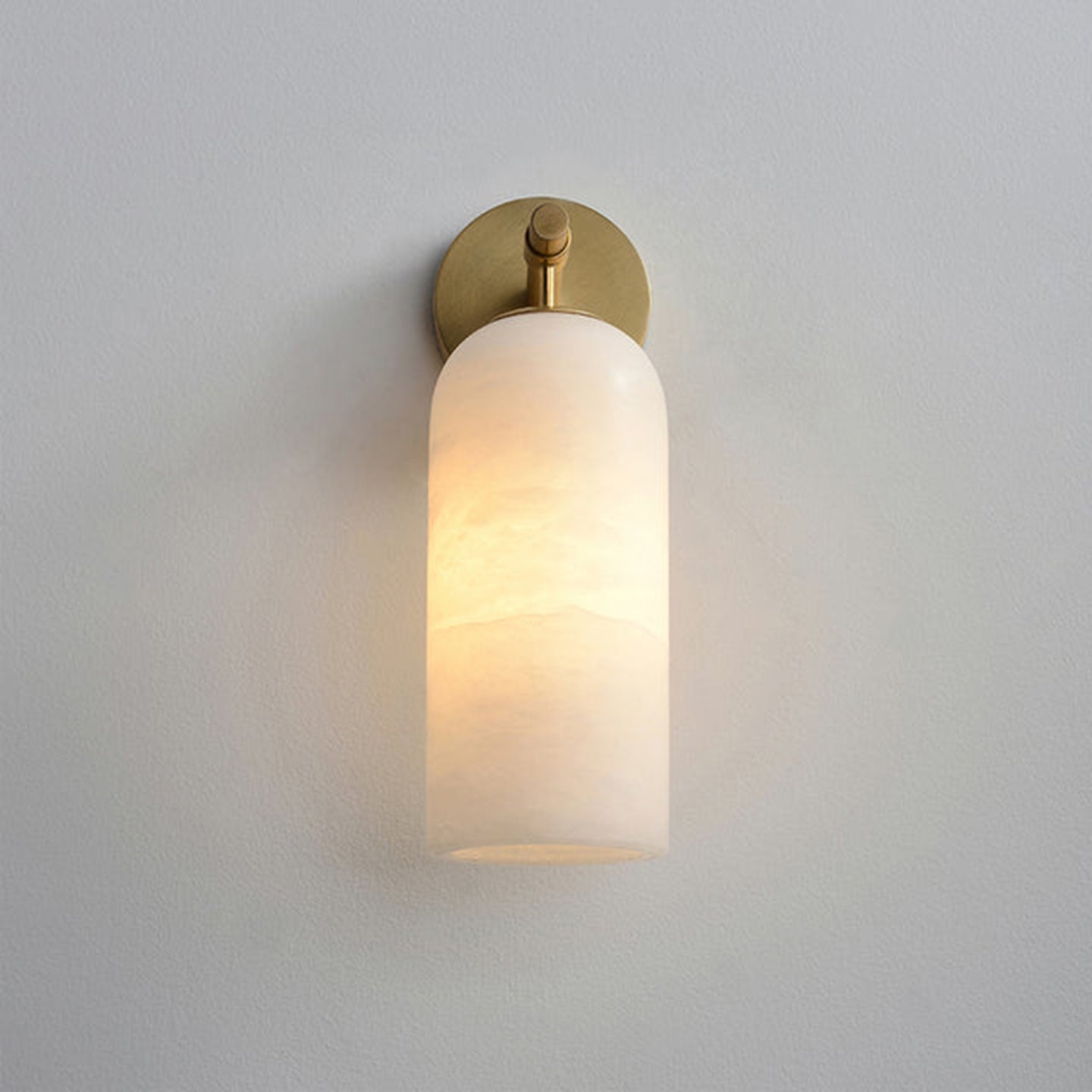 Hadeno Alabaster Wall Light