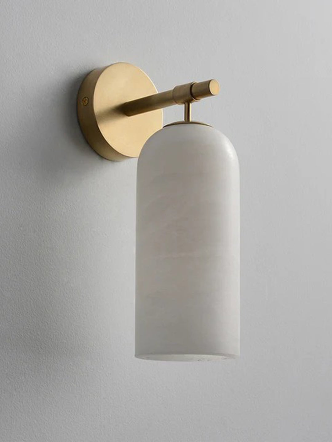 Hadeno Alabaster Wall Light