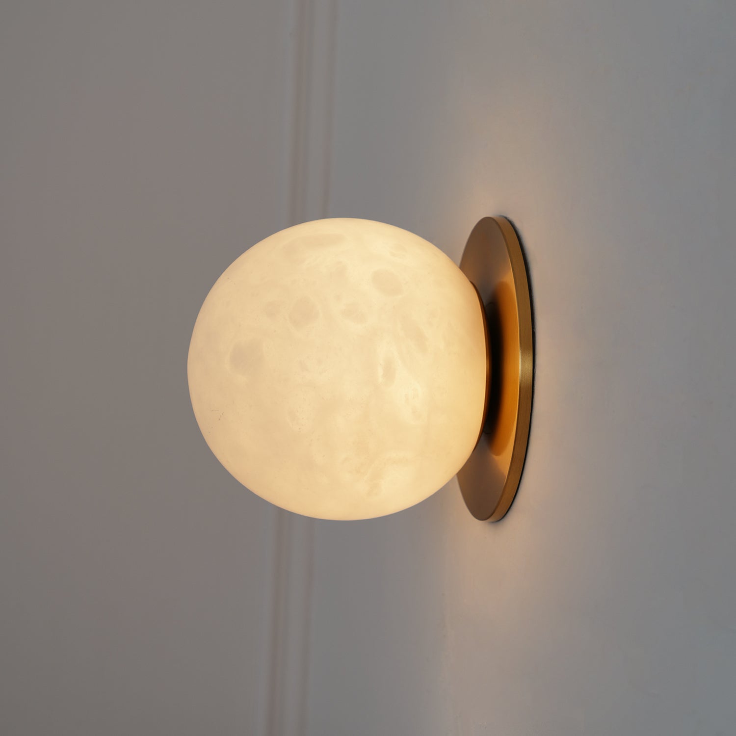 Viroa Wall Light