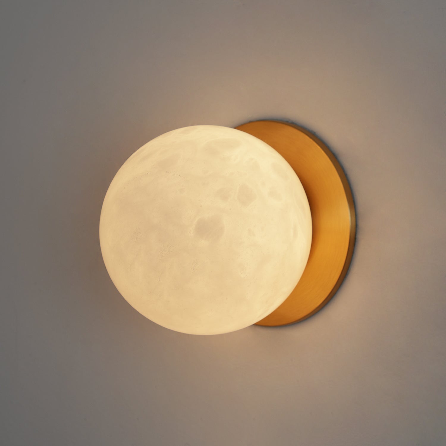 Viroa Wall Light
