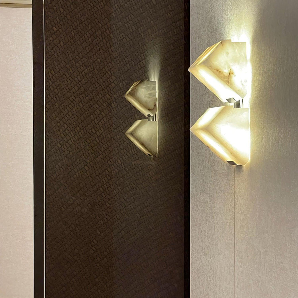 Alabaster Staircase Wall Lamp – detail 33