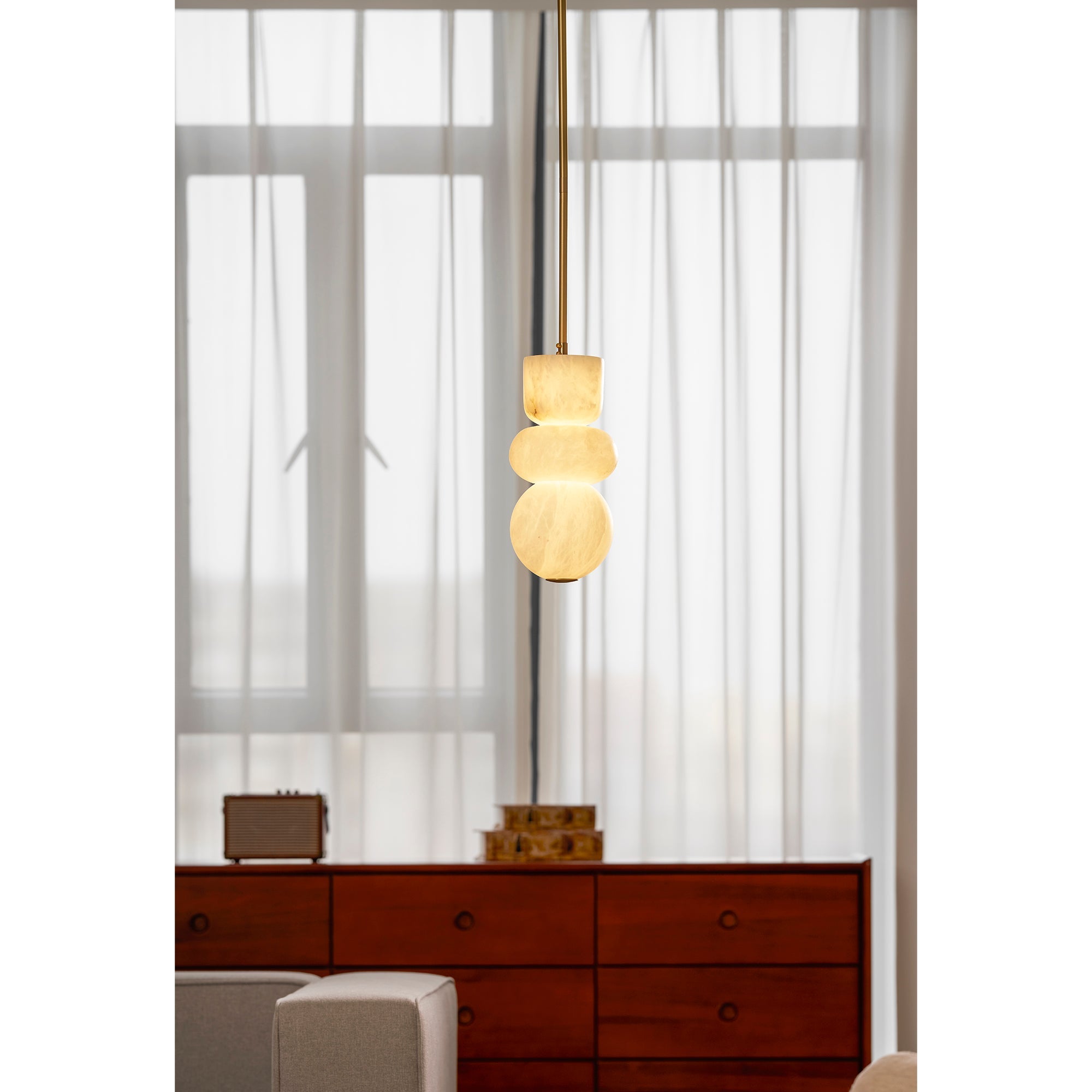 Bealiovo Totem Pendant Light