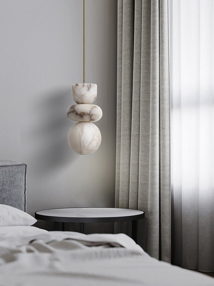Bealiovo Totem Pendant Light
