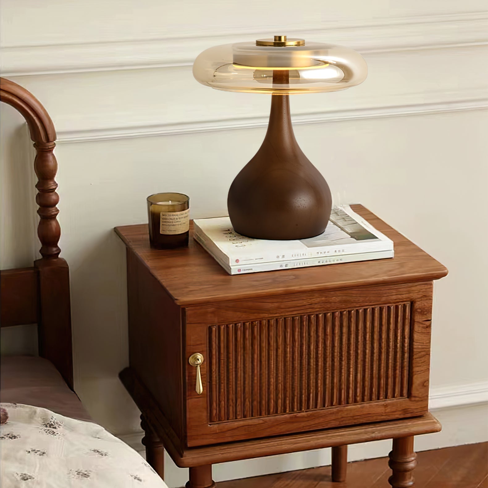 Aravorin Table Lamp