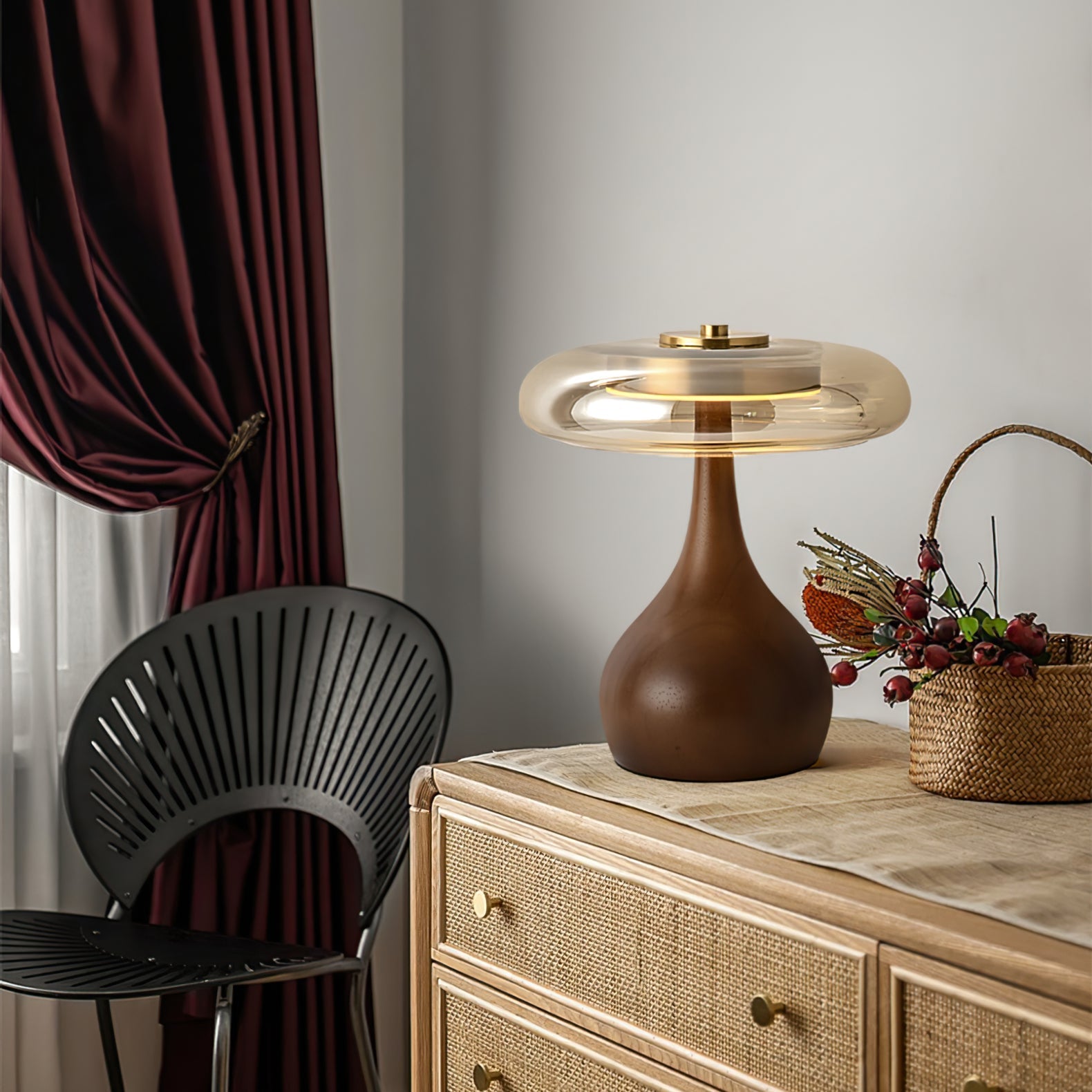 Aravorin Table Lamp
