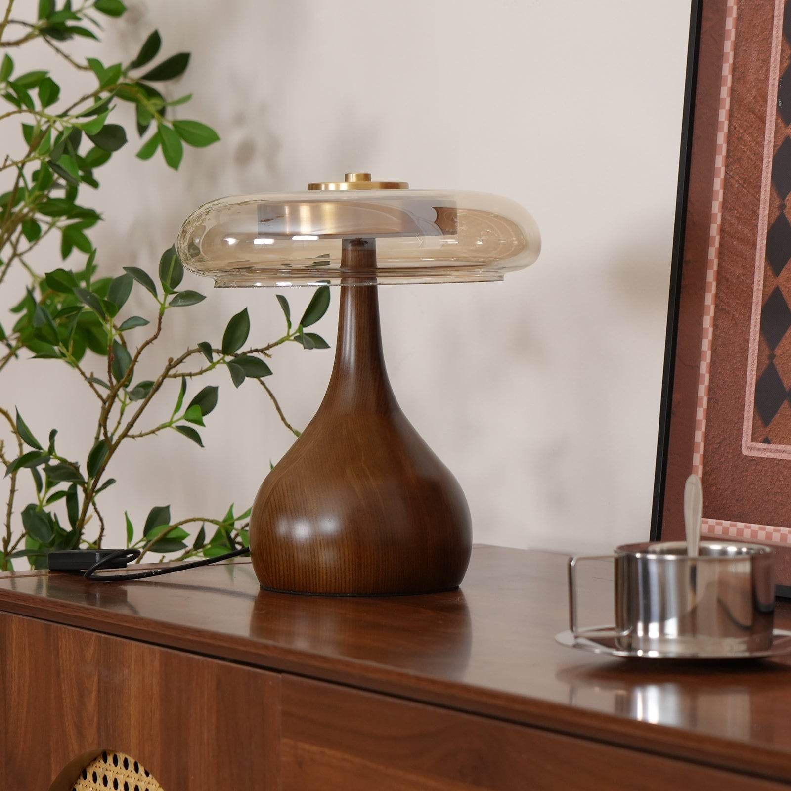 Aravorin Table Lamp