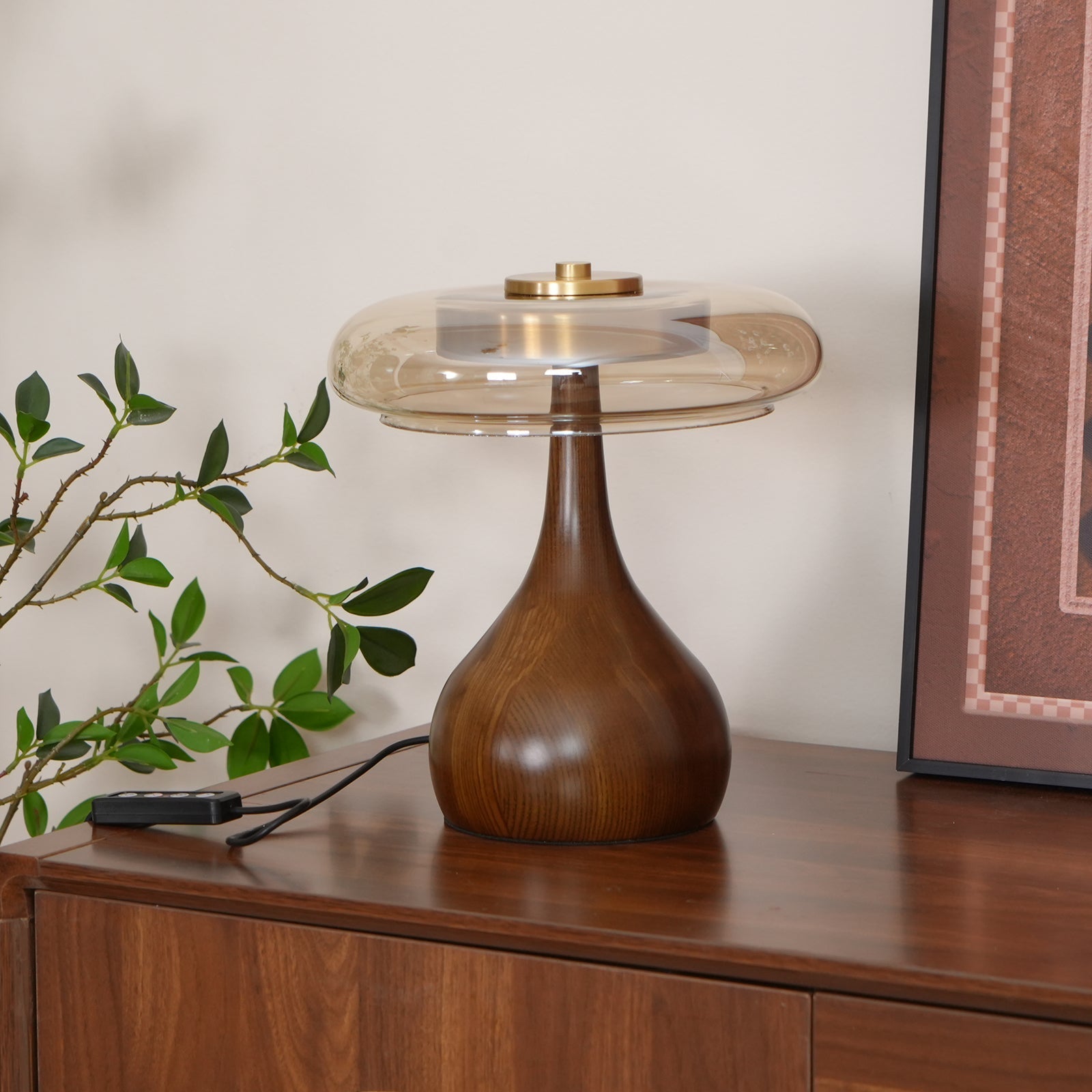 Aravorin Table Lamp