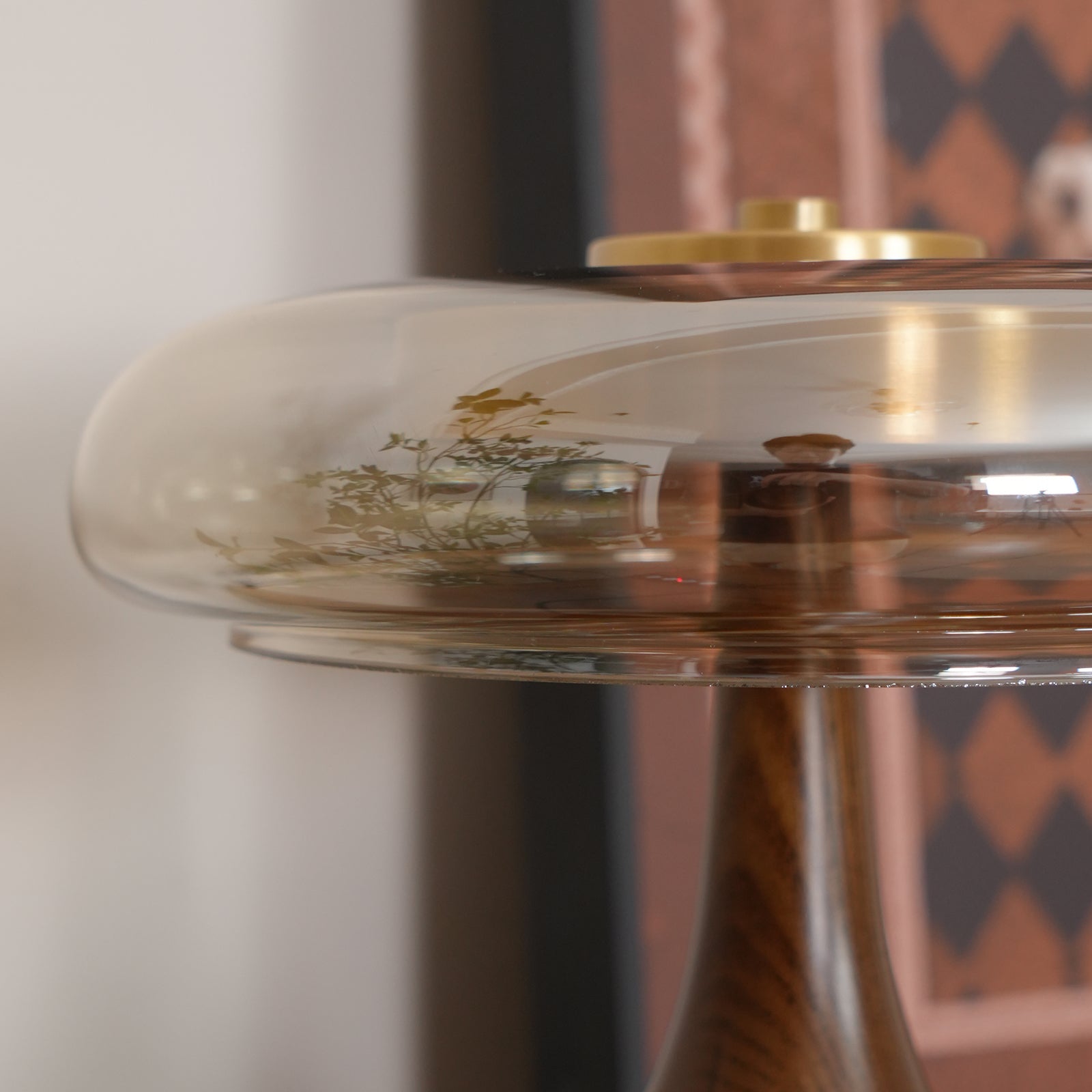 Aravorin Table Lamp
