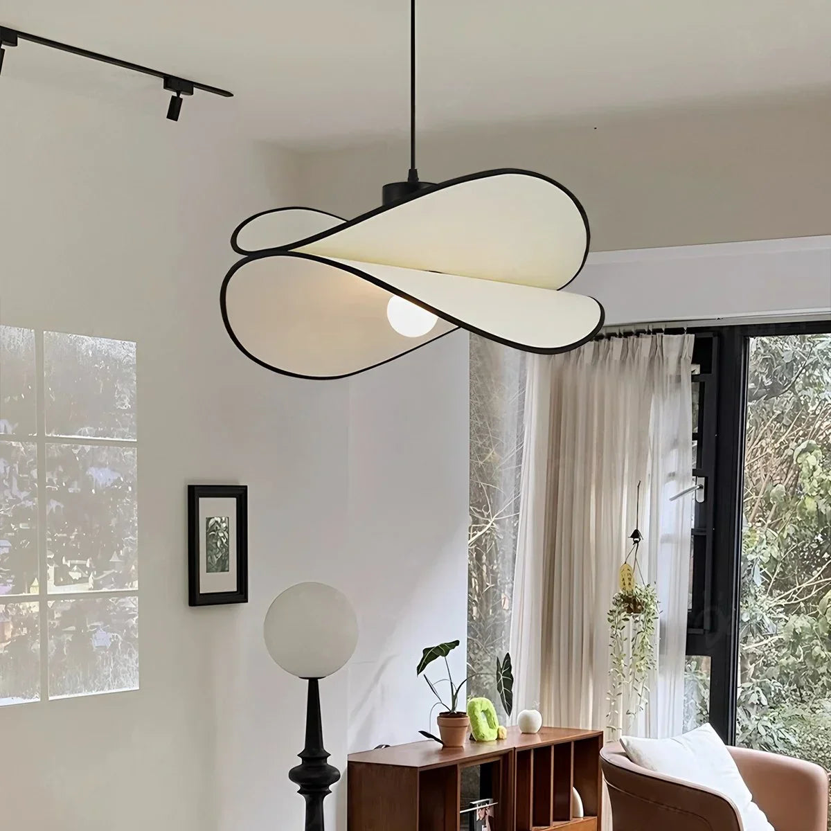 Onyra Pendant Light