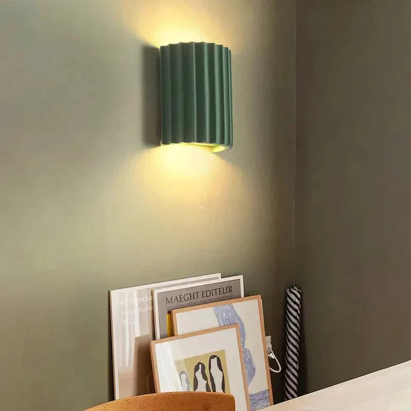 Perol Ribbed Wall Light