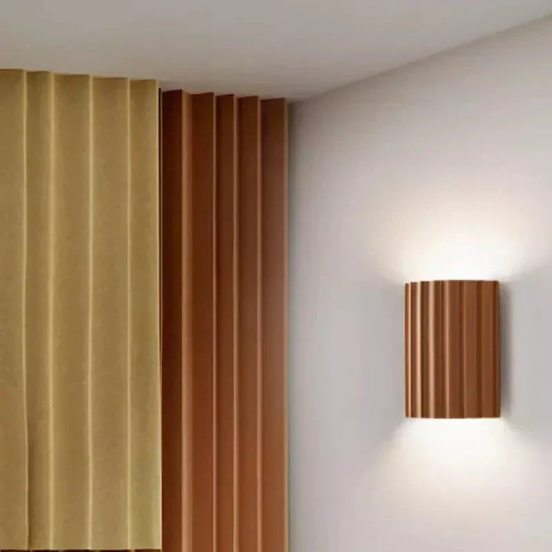 Perol Ribbed Wall Light