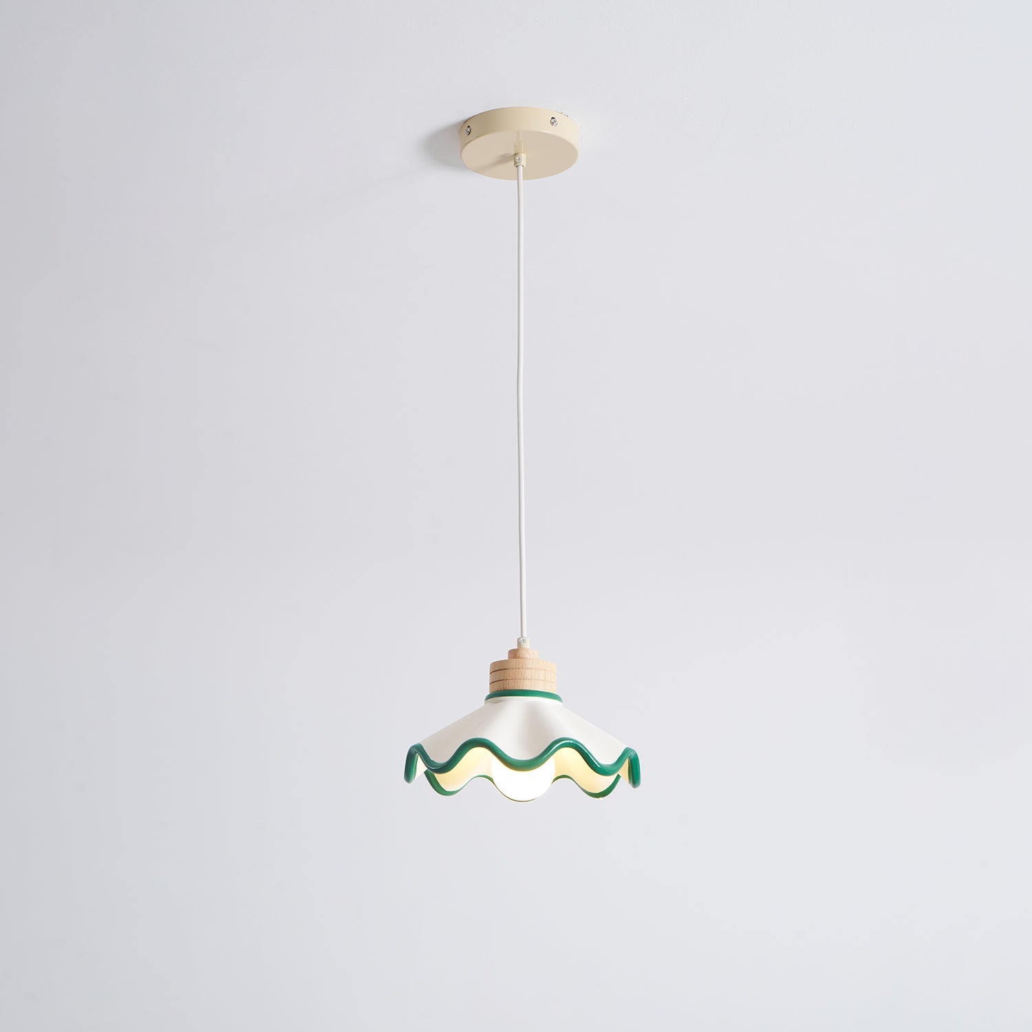 Najano Scalloped Pendant Light