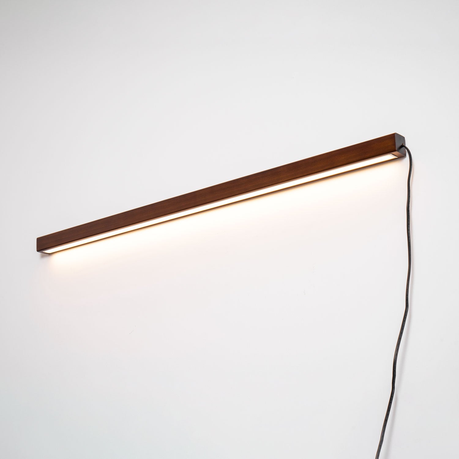 Gomeron Linear Wall Light